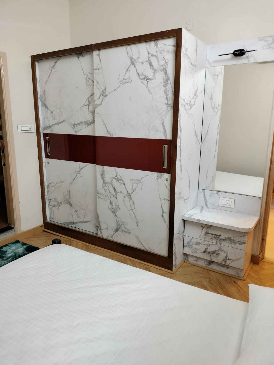 Sophisticated 3BHK Urban Retreat | Lavelle Road | Ready-to-Move-In - Image 4