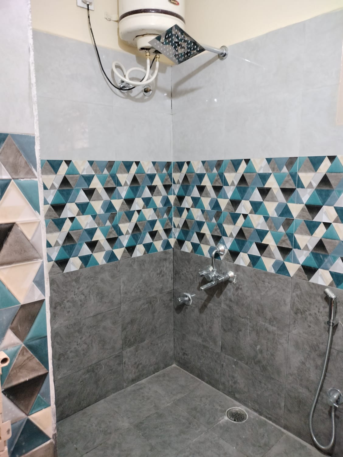 Sophisticated 3BHK Urban Retreat | Lavelle Road | Ready-to-Move-In - Image 6