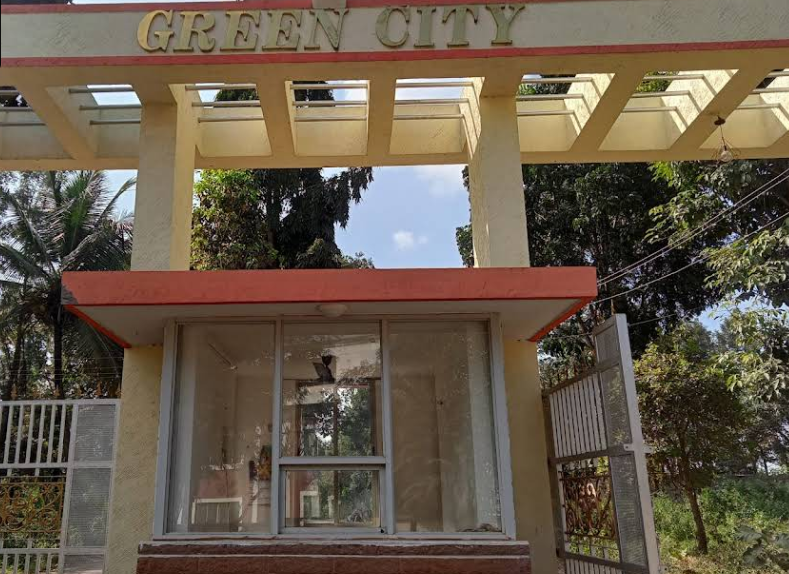 Premium 60x40 Residential Plot for Sale – Green City Farms - Image 2