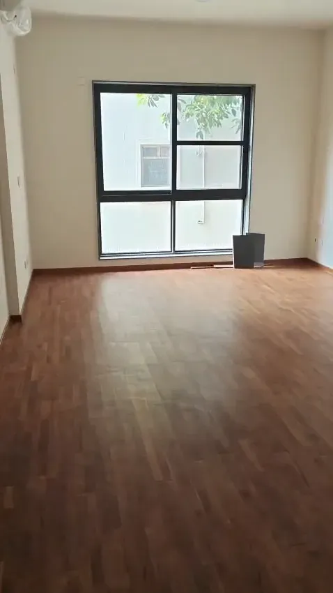 Off MG Road | Premium 4BHK + Servant Quarters | 4,275 Sq. Ft. 3