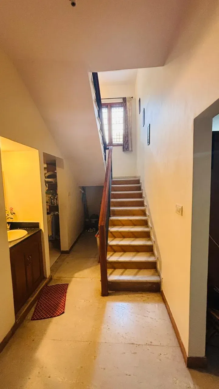 An independent villa-For rent - Image 5