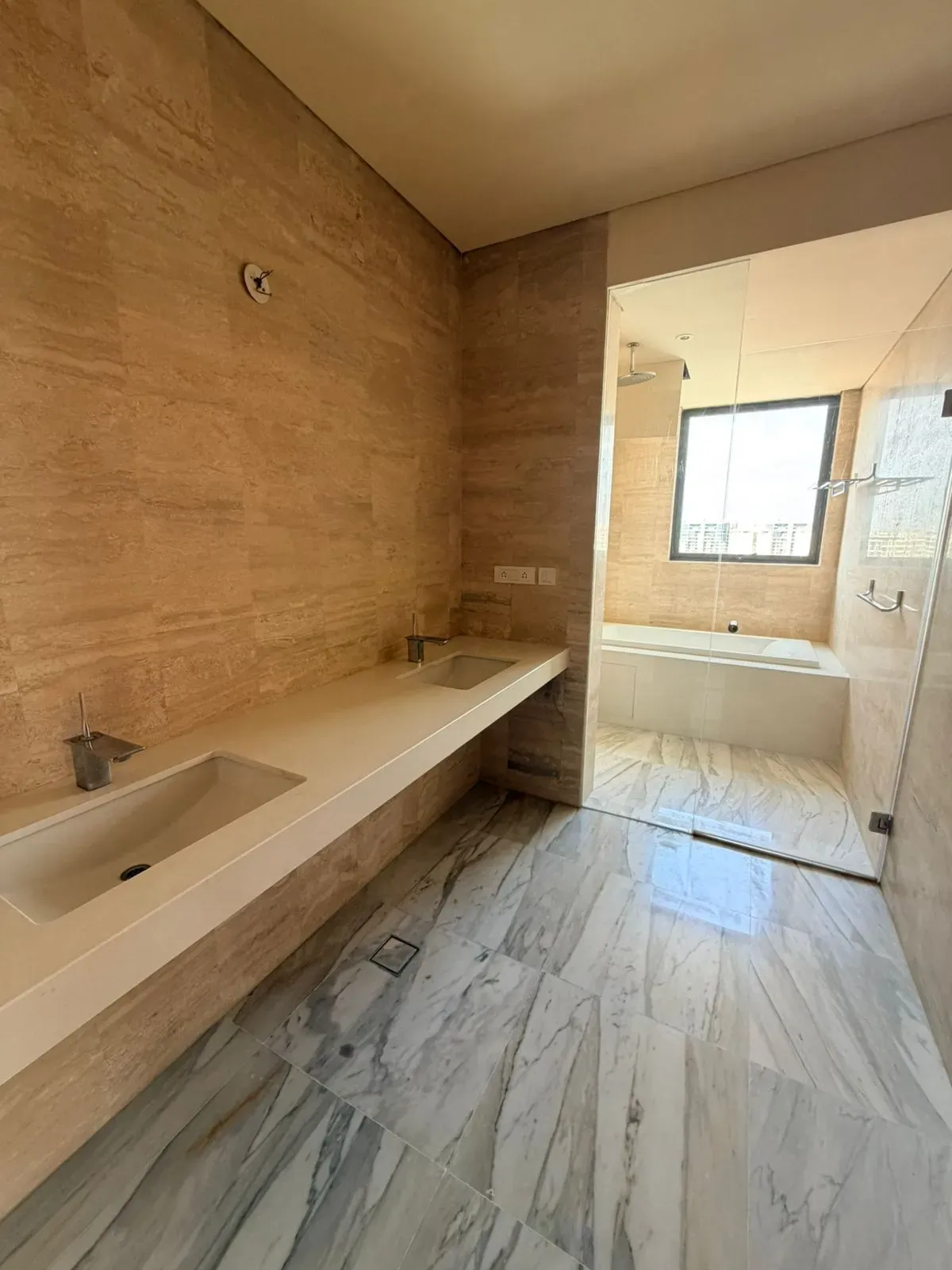 An exceptional opportunity to own a high-floor residence at the iconic Embassy Lake Terraces — one of North Bengaluru’s most prestigious luxury addresses, overlooking the serene Hebbal Lake. - Image 6