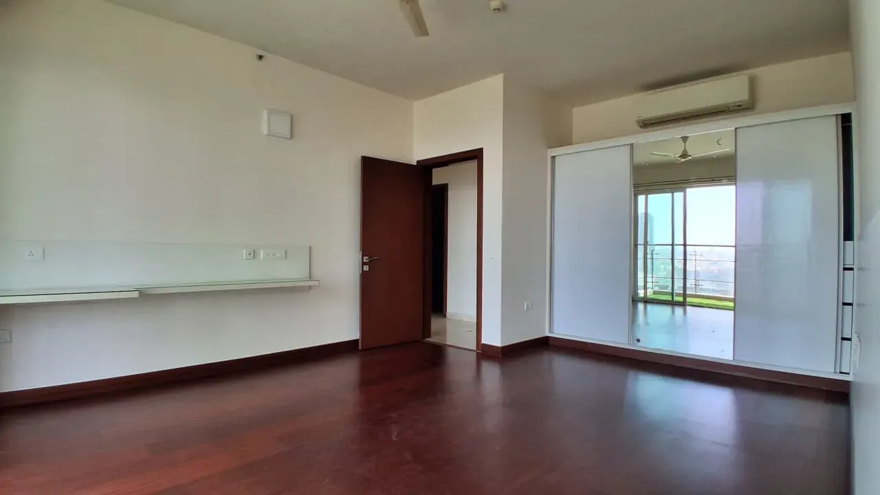 Hebbal | 3.5 BHK Luxury Apartment | 2,400 Sq. Ft. @ ₹1.00 Lakhs/Mth