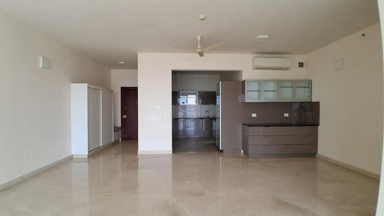Hebbal | 3.5 BHK Luxury Apartment | 2,400 Sq. Ft. @ ₹1.00 Lakhs/Mth