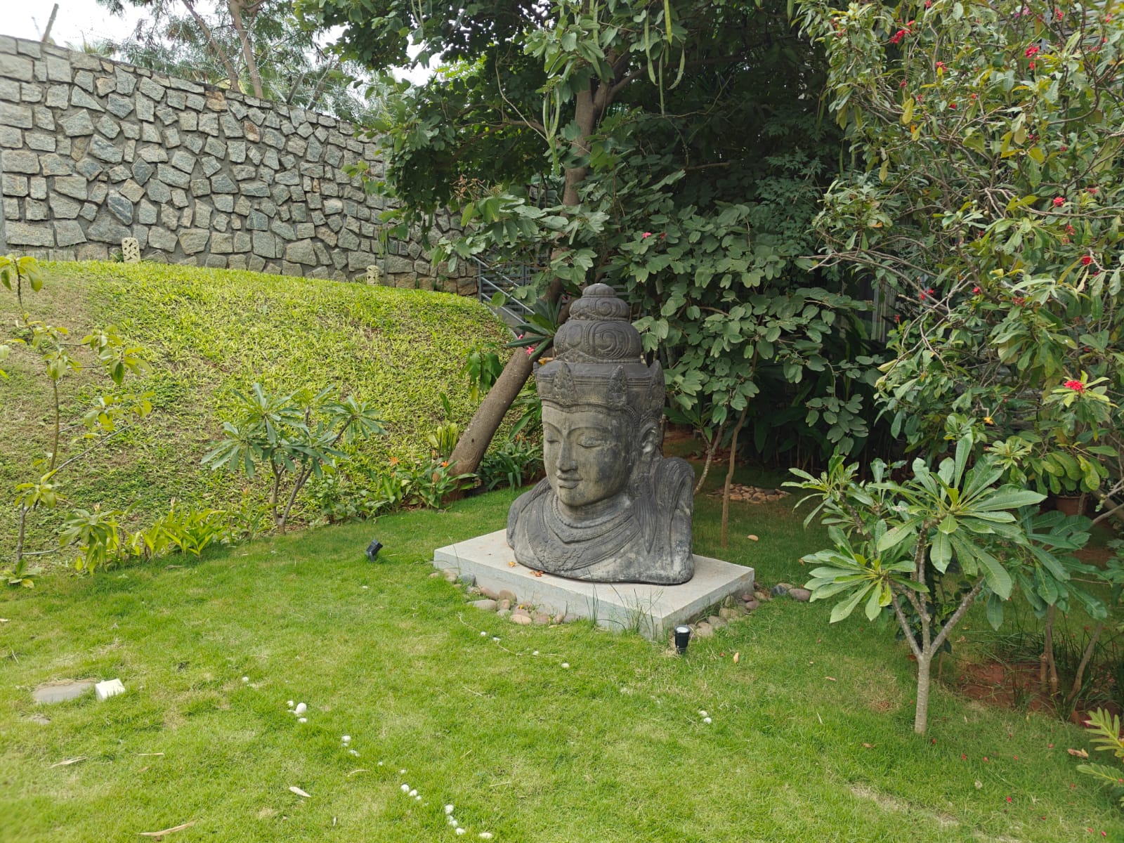 Embassy Boulevard Rental -  Welcome to Your Private Balinese Sanctuary  - Image 3