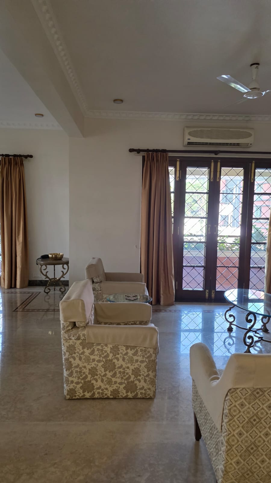 Exceptional 6000 sq ft Ultra-Luxury Duplex Penthouse for Rent near MG Road - Image 20