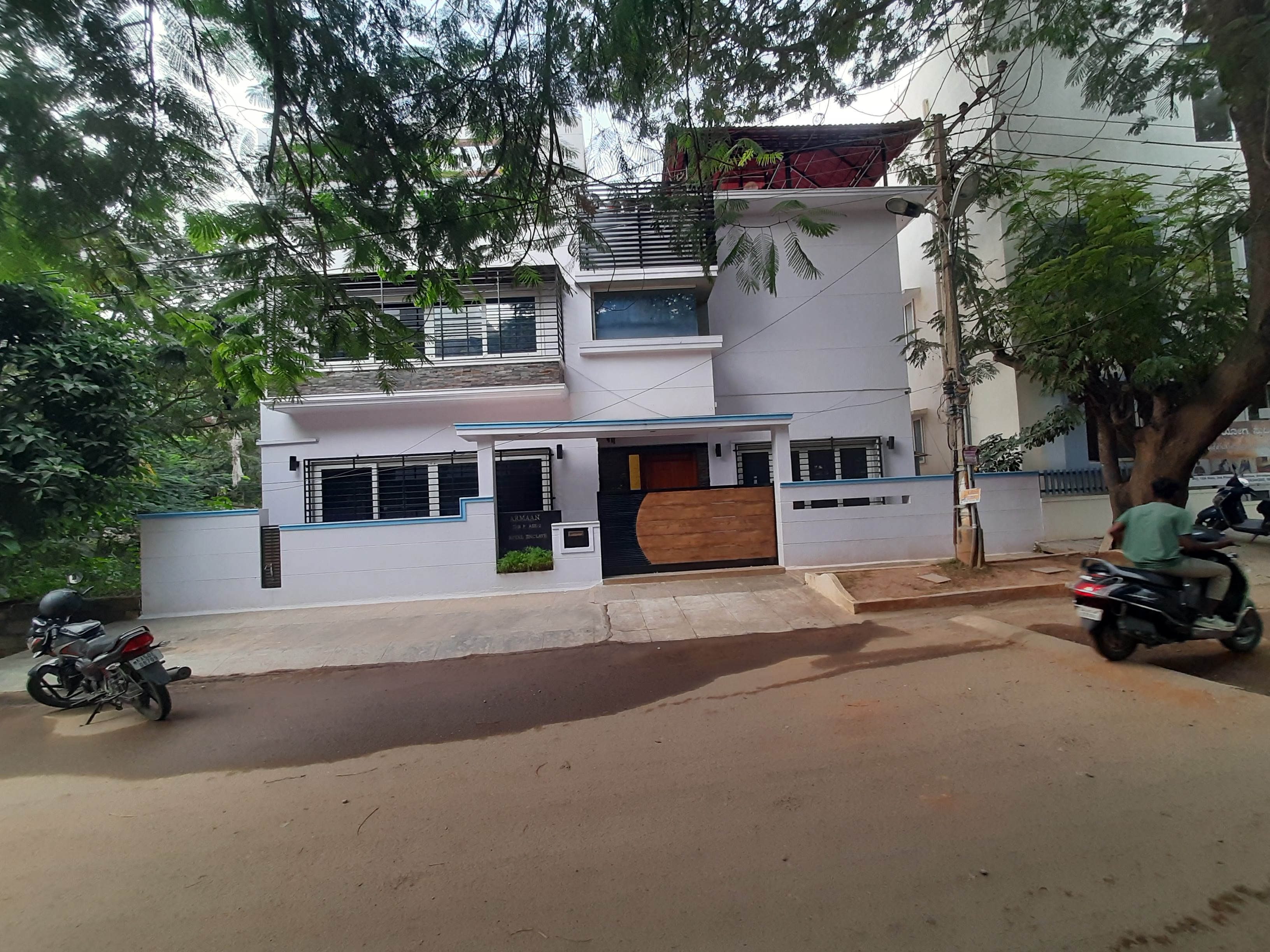 Luxury 3BHK Villa near Manyatha Tech Park - Image 10