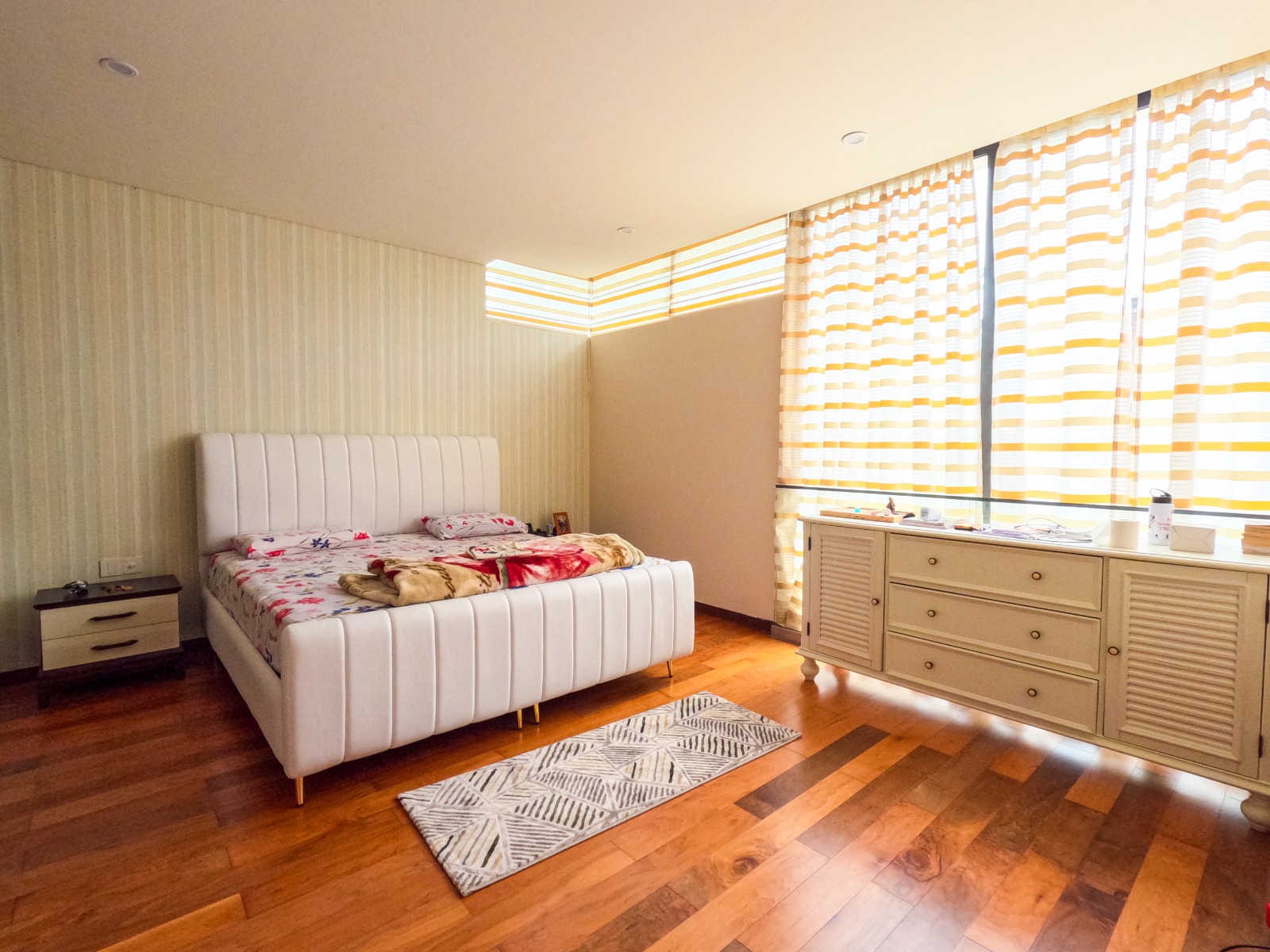 Yelahanka Luxury Villa, 4 Bhk Embassy Boulevard: A Grand Residence - Image 19