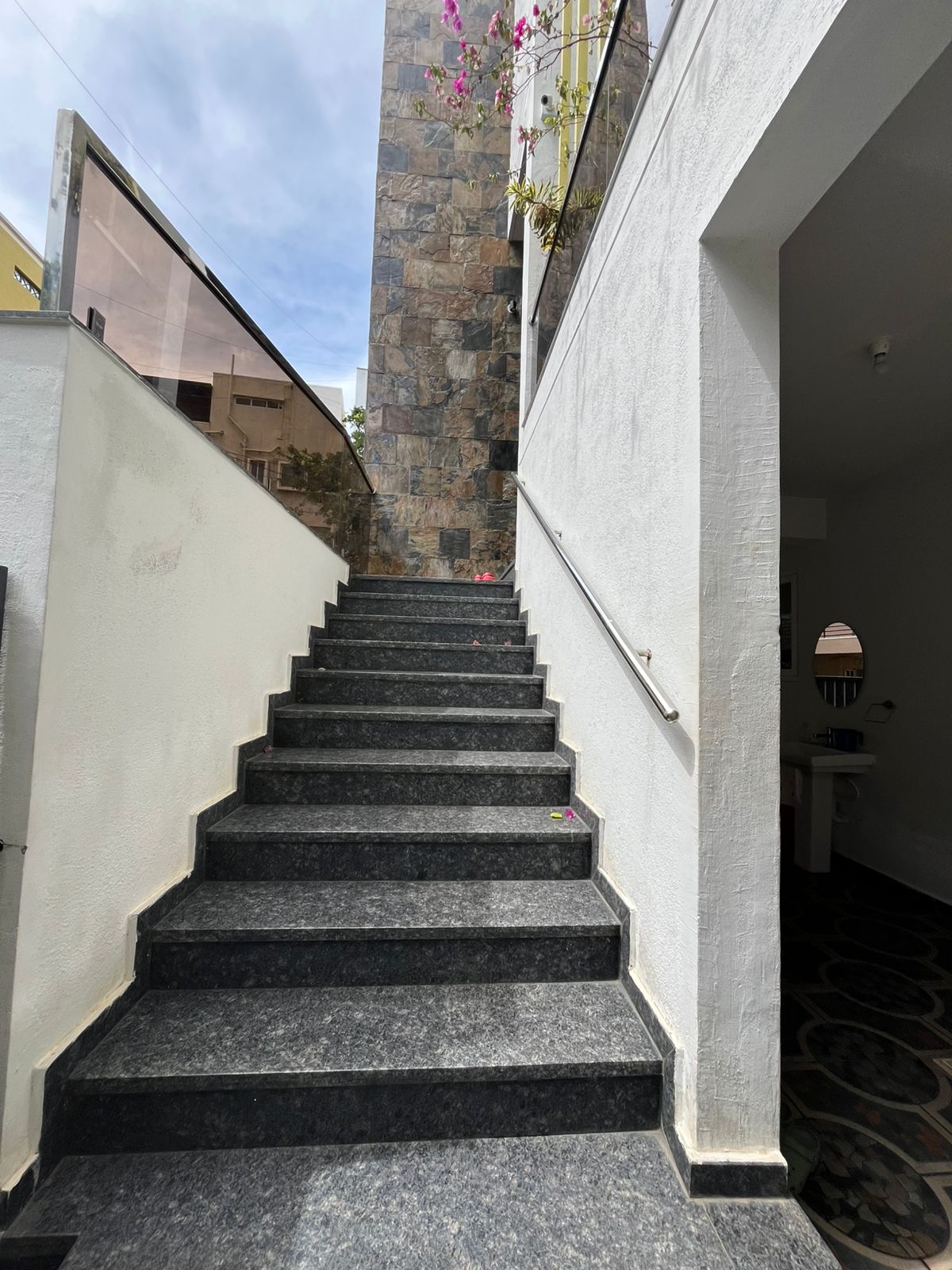 Residential Building for Sale on Jakkur Double Road 4600 SqFt,  5Cr. - Image 4