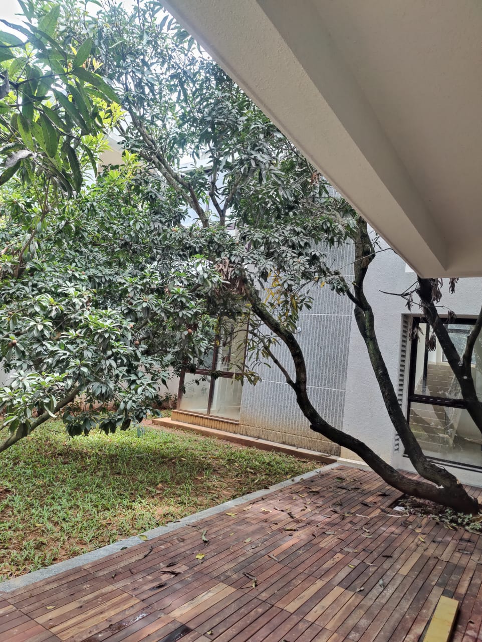 Expansive 4 BHK Luxury Villa in 'Under The Sun', Devanahalli - Image 7