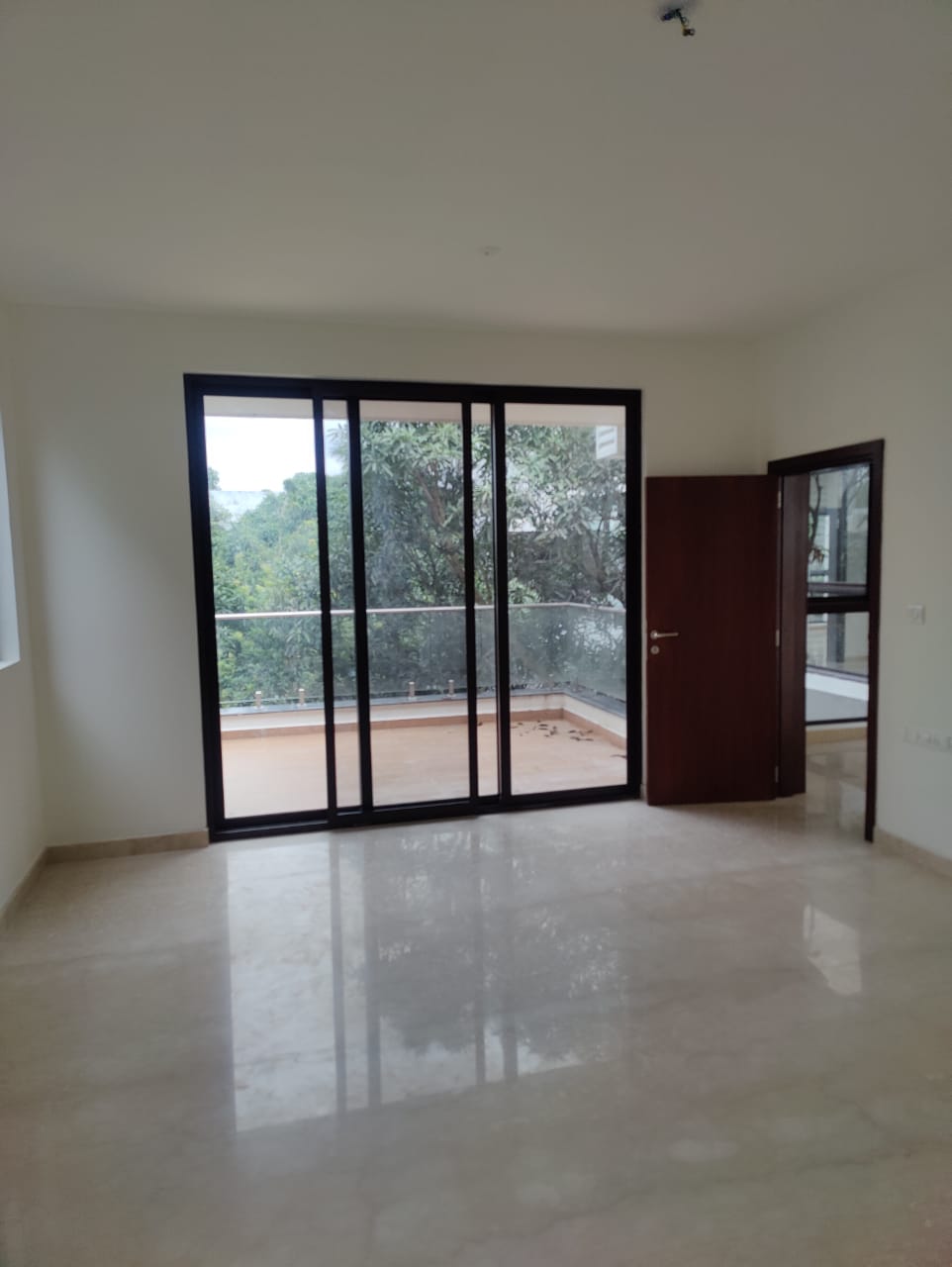 Expansive 4 BHK Luxury Villa in 'Under The Sun', Devanahalli - Image 14