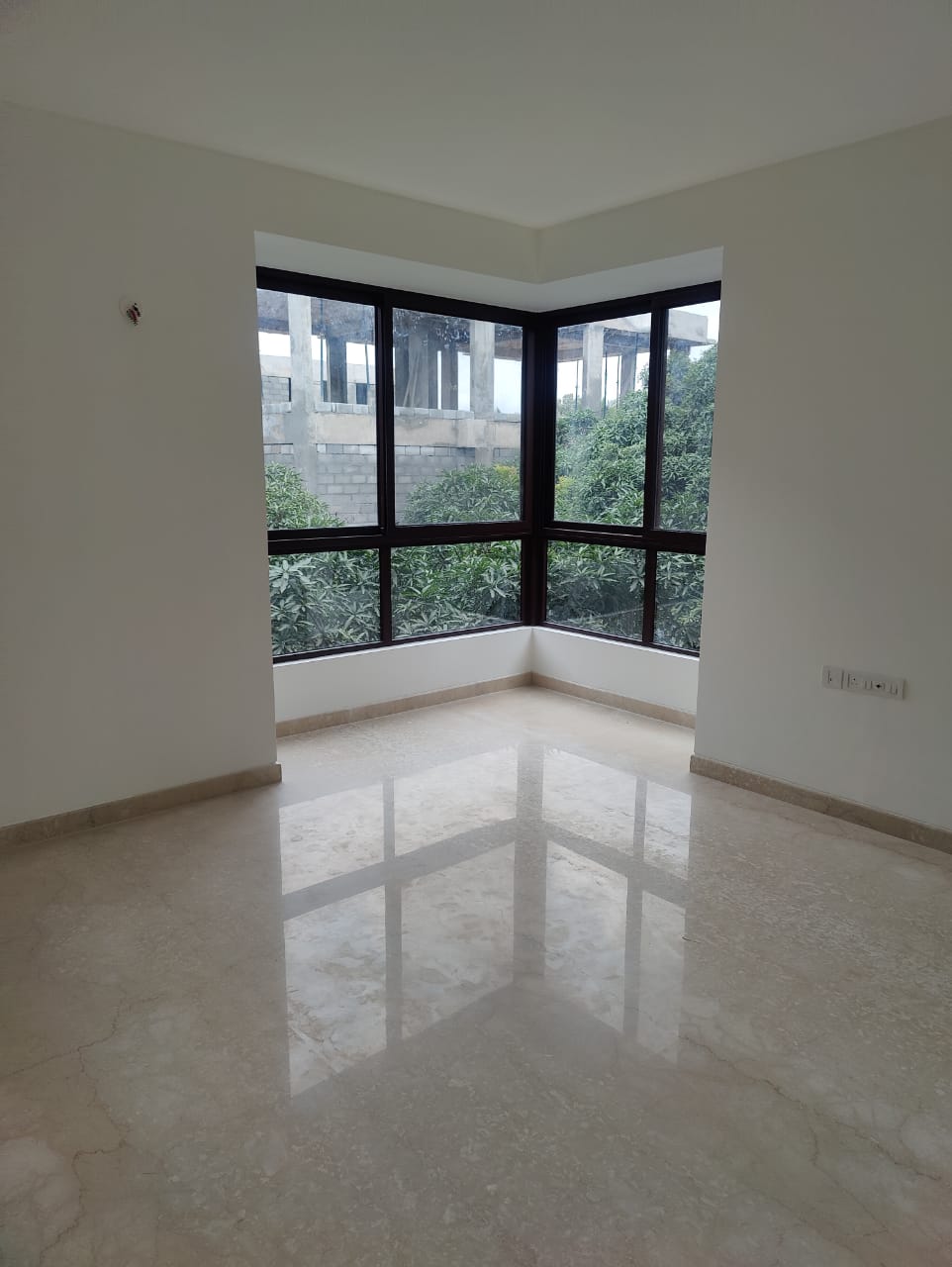 Expansive 4 BHK Luxury Villa in 'Under The Sun', Devanahalli - Image 18