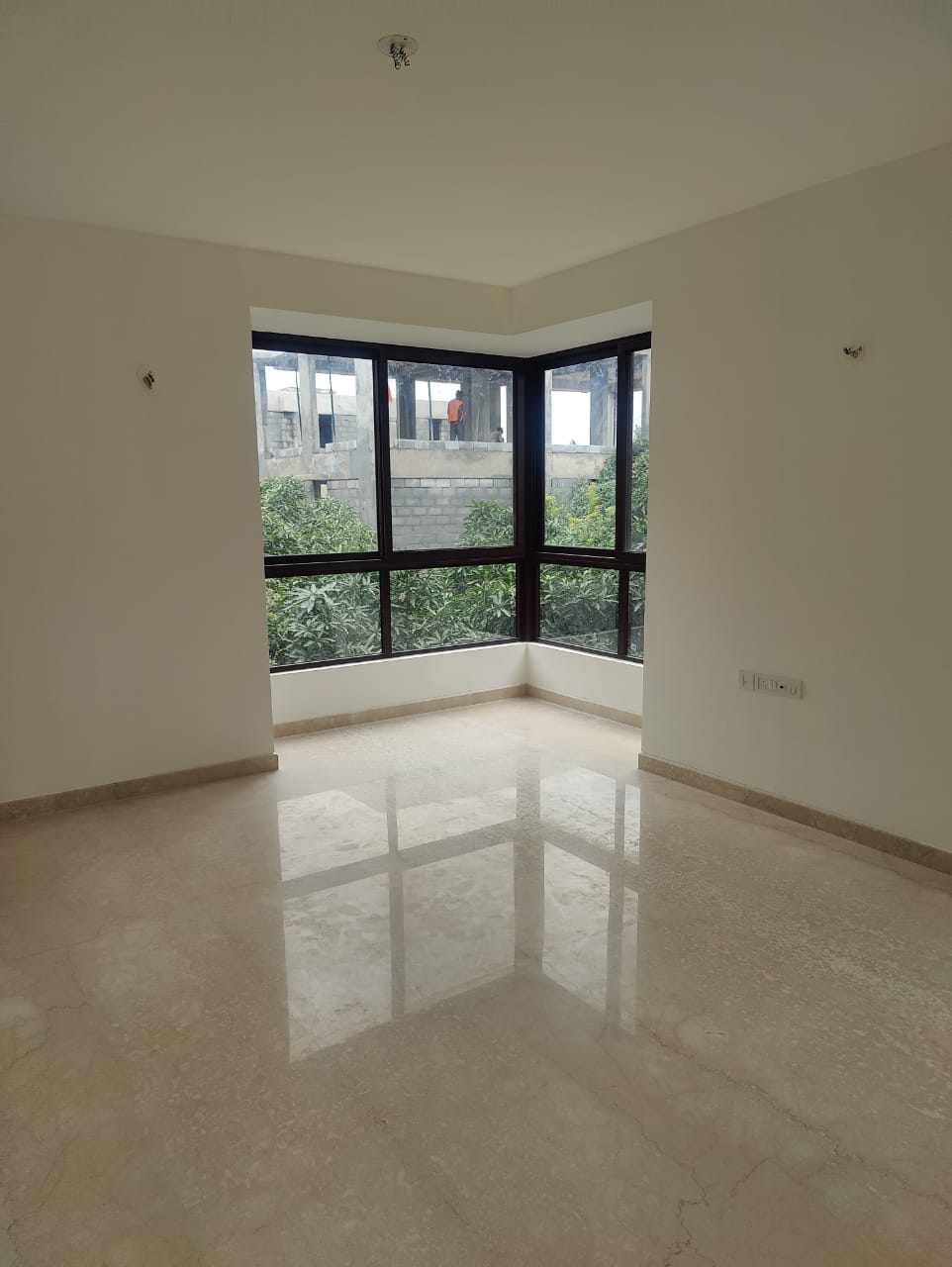 Expansive 4 BHK Luxury Villa in 'Under The Sun', Devanahalli - Image 25