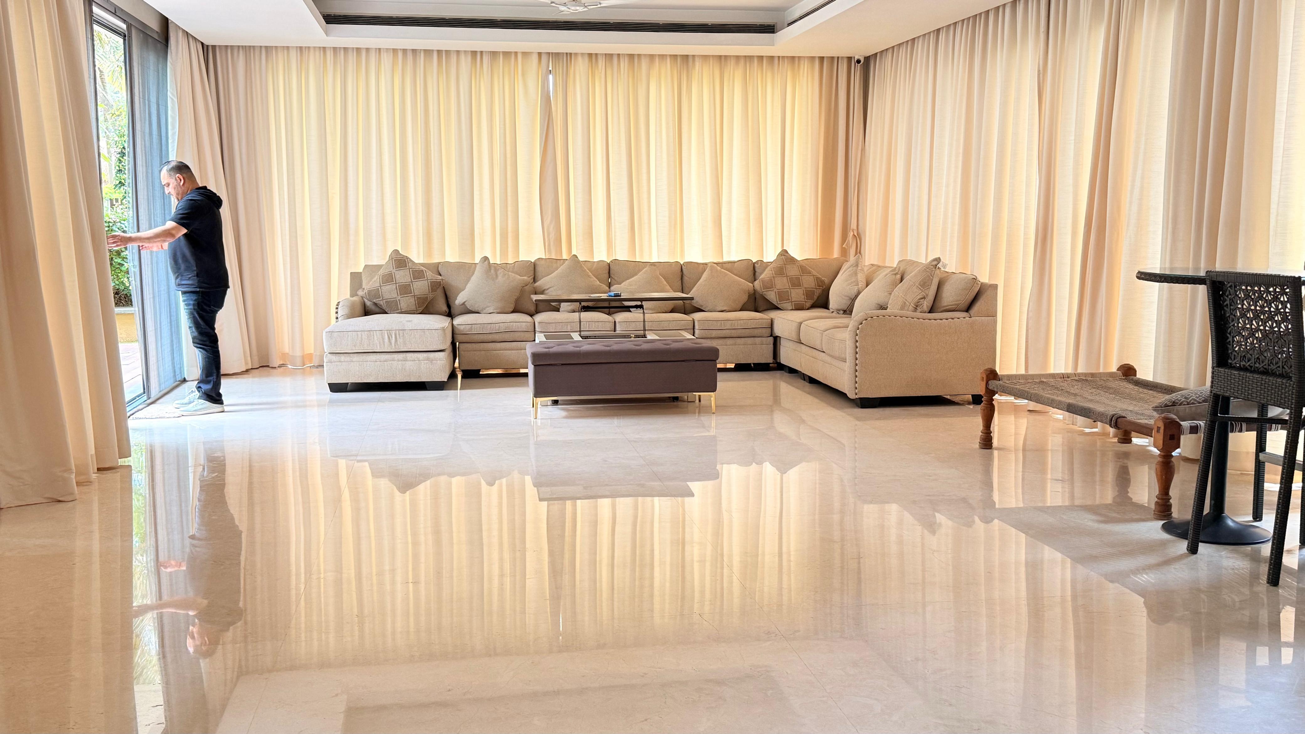 Nandi Hills 4 BHK Mansion | Prestige Golfshire (Type C) | Private Pool & Golf Course Views - Image 2