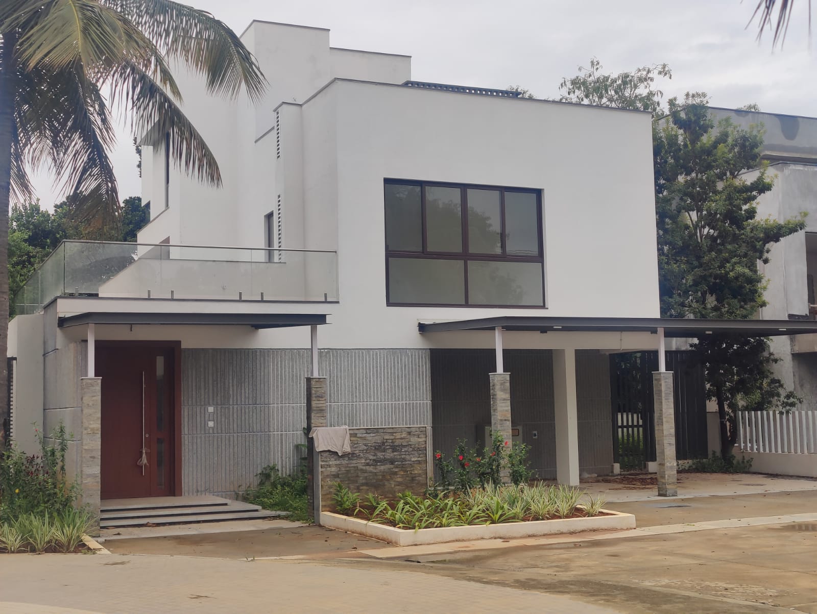 North Bangalore | Ultra-Luxury Villa in 'Under The Sun' on Prime 5,100 Sq. Ft. 