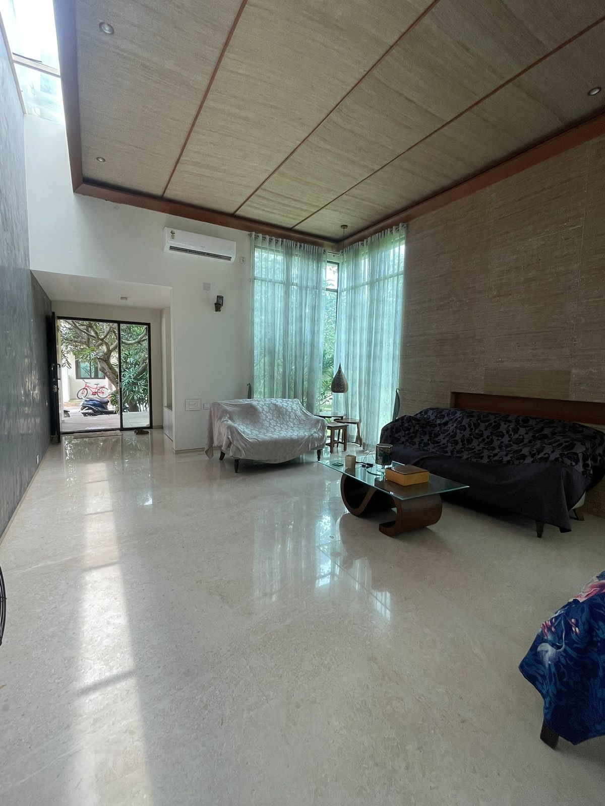 Exquisite Fully Furnished 3BHK Villa for Rent in Brigade Orchards - Image 5