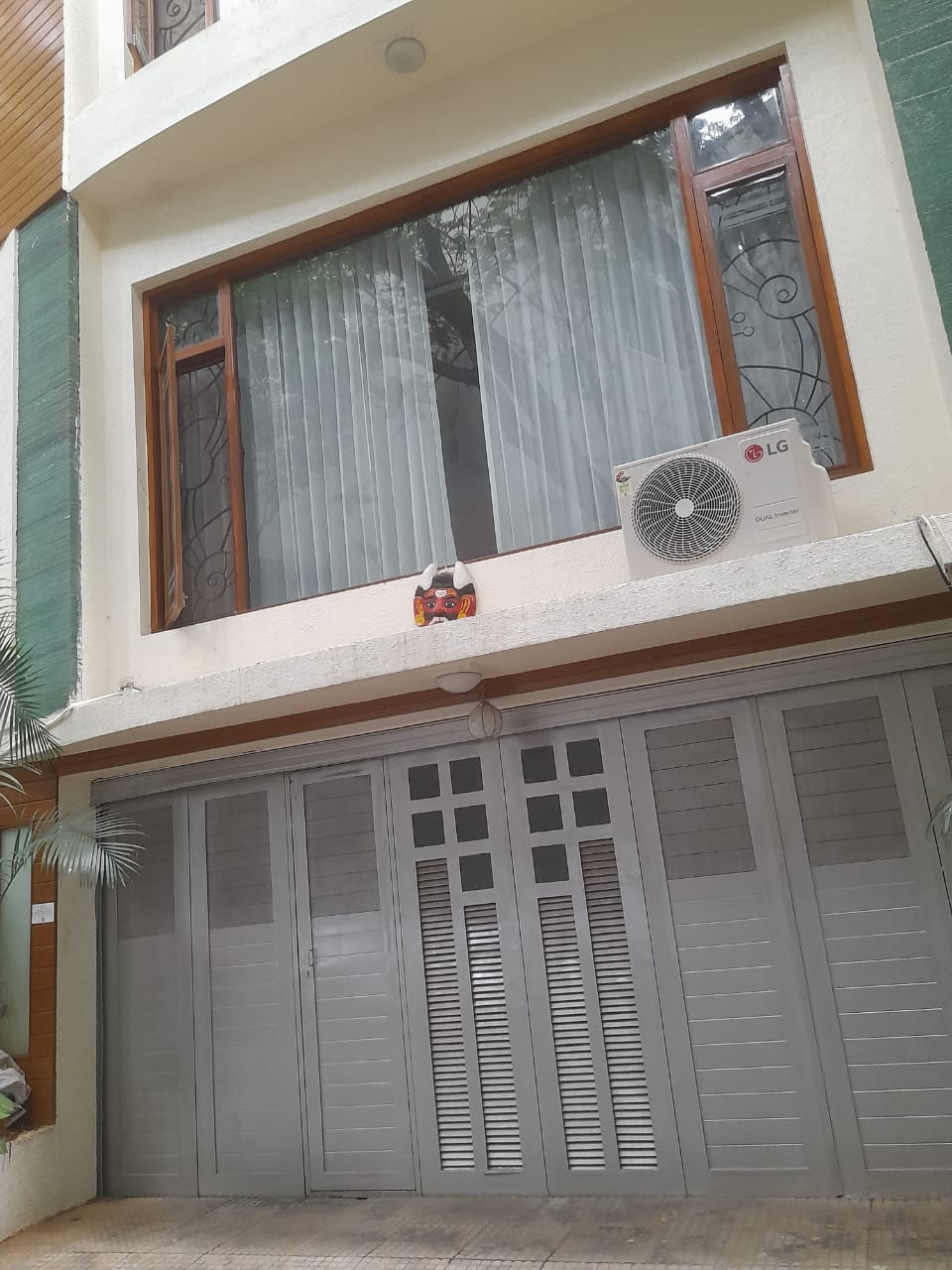 Sadashivanagar | Luxury 3BHK Triplex House | 1500 Sq. Ft. Plot ( 
