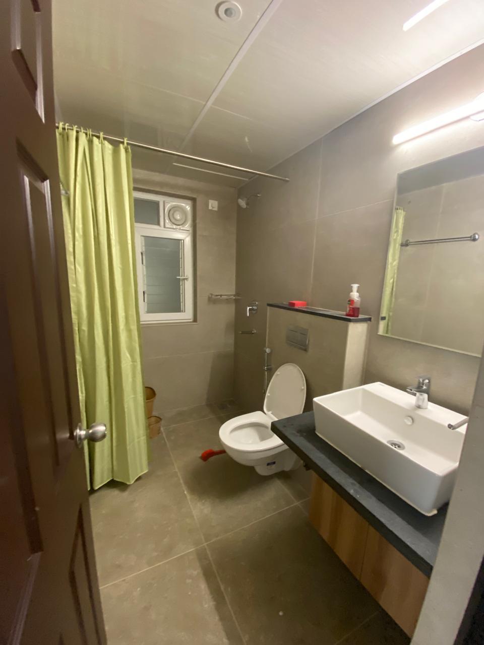 Yelahanka | Lake Facing 3 BHK | 1709 Sq. Ft. - Image 4