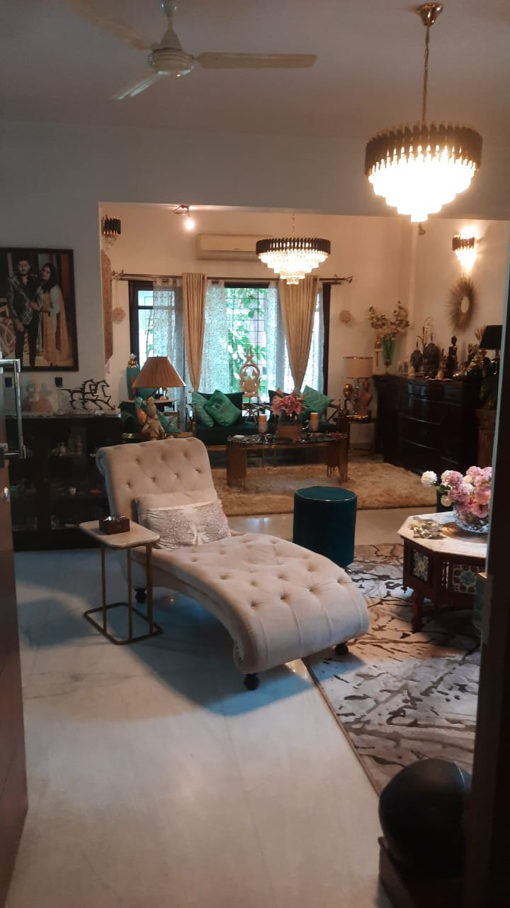 MG Road | 3BHK Furnished Duplex | 2800 Sq. Ft. - Image 9