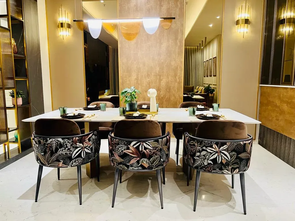 Fully Furnished 2BHK Apartment for Rent at Leela Residences Bhartiya City - Image 5