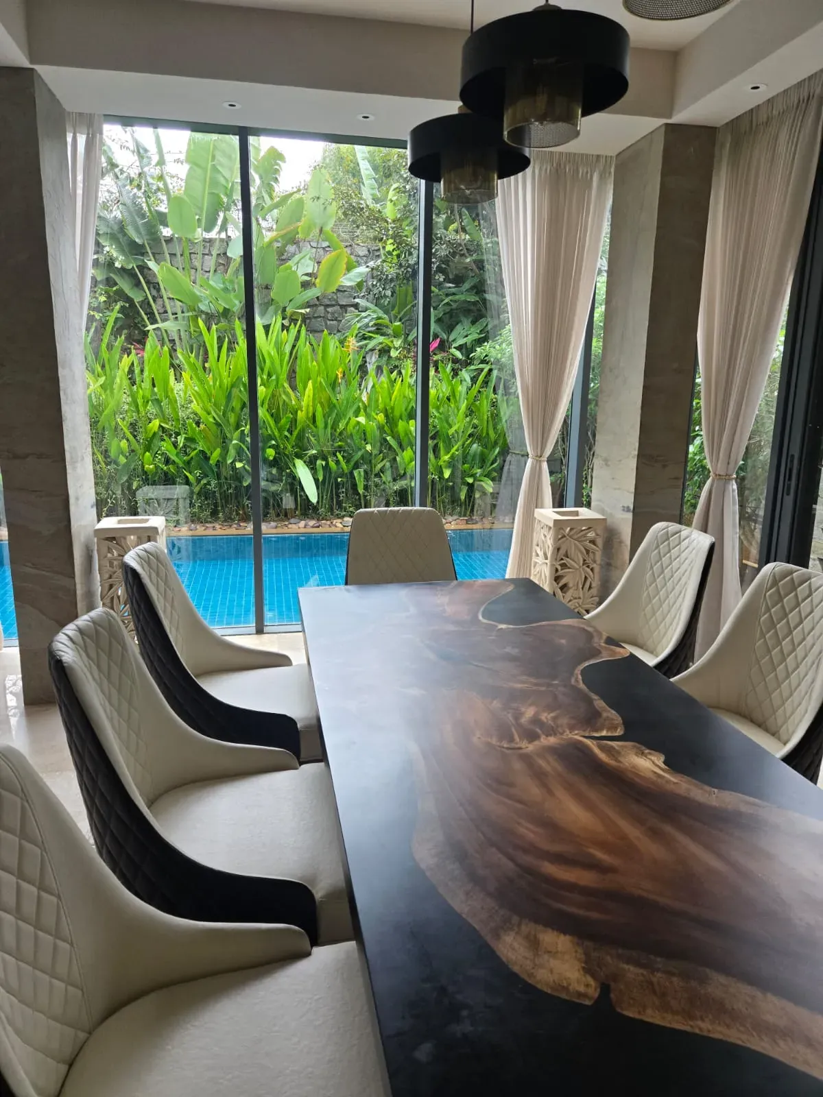 Luxury 5BHK Villa for Rent at Embassy Boulevard - Image 2