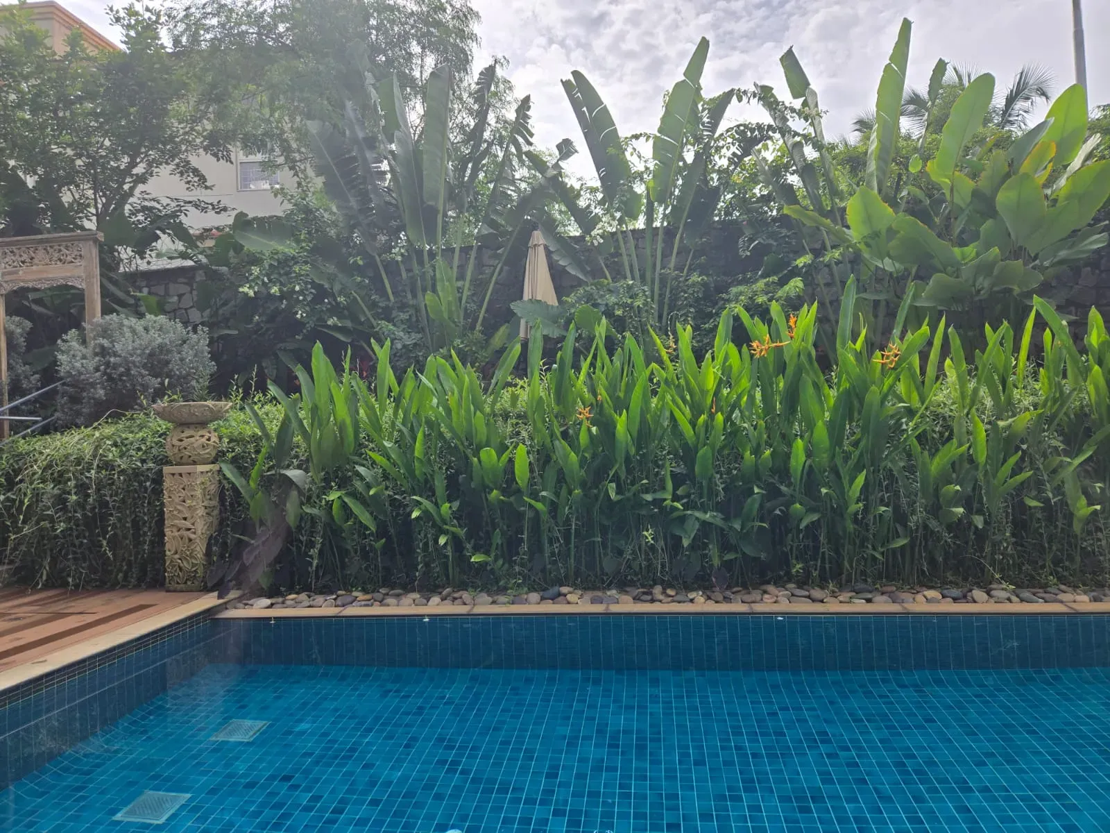 Luxury 5BHK Villa for Rent at Embassy Boulevard - Image 3