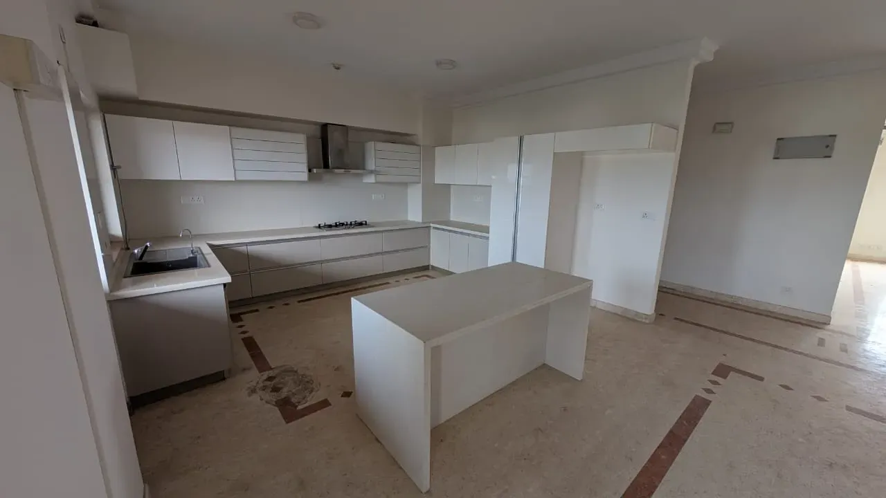 Spacious 3BHK Apartment for Rent at HM Grandeur Frazer Town - Image 5