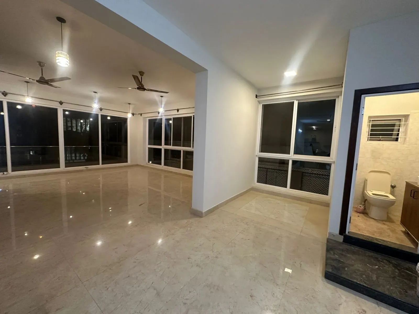 Stunning 4 BHK Rental Property in MG Road | 4 Baths, 3000 sqft