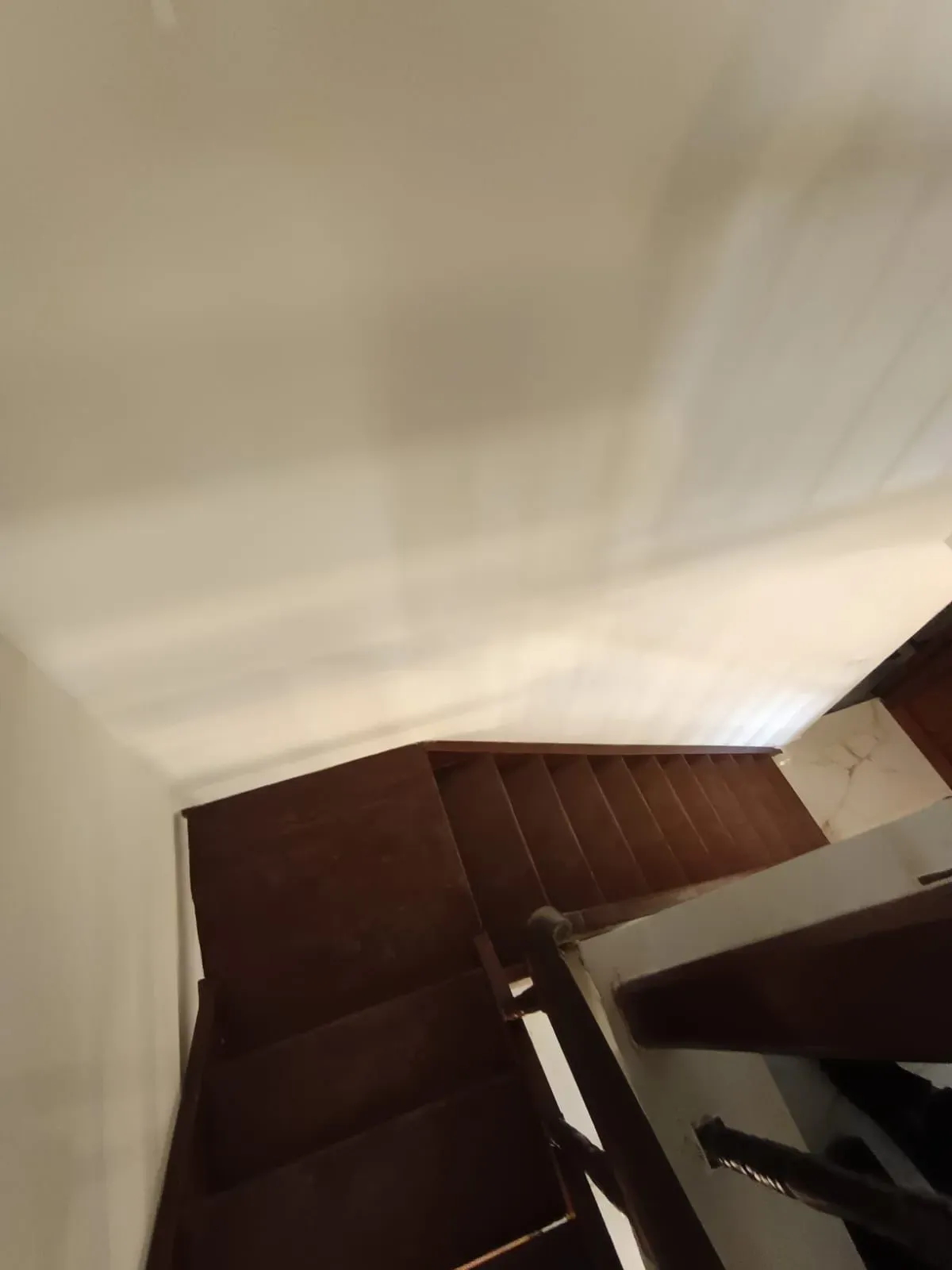 Palace Road | Fully Renovated 3BHK Duplex | 2400 Sq. Ft. - Image 7