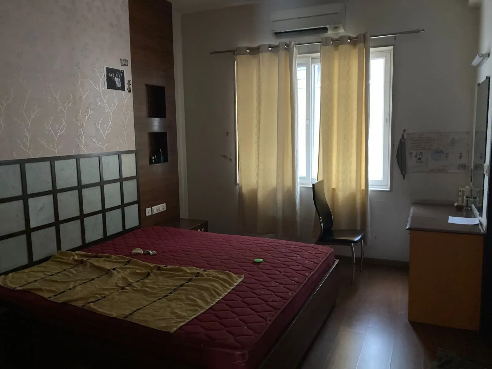 Spacious 3BHK Apartment for Sale at Cunningham Road - Image 2