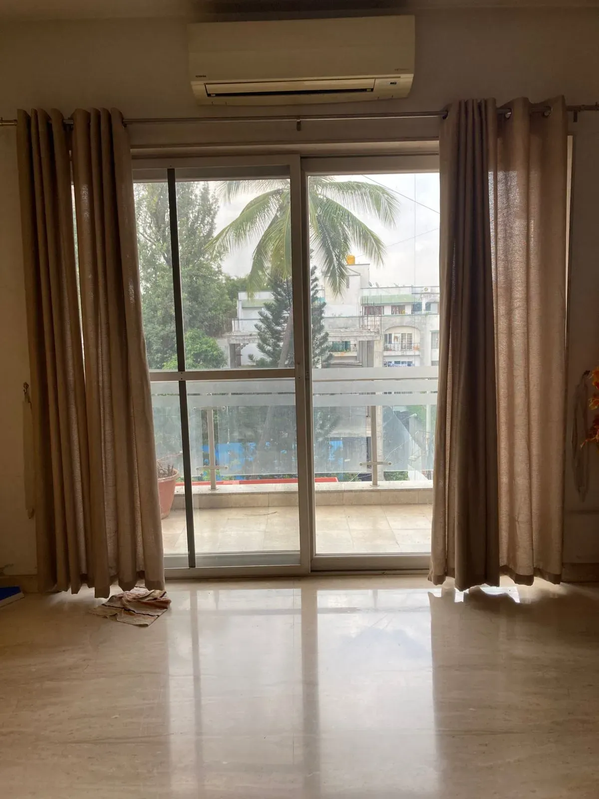 Spacious 3BHK Apartment for Sale at Cunningham Road