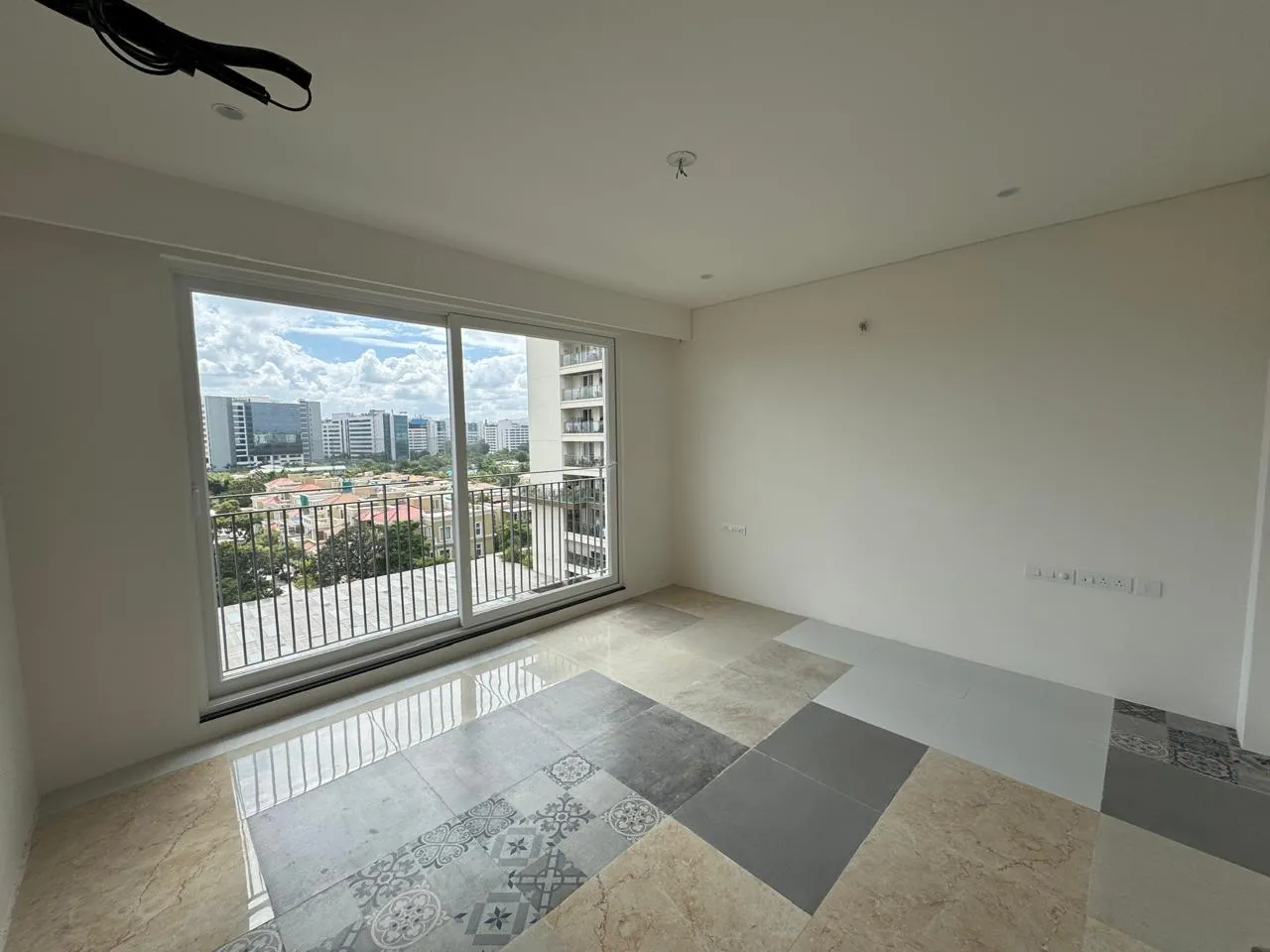 DELISTED : Divyasree 77 Life, Massive 3BHK, Old Airport Road, High-Floor Luxury 5.9cr 5