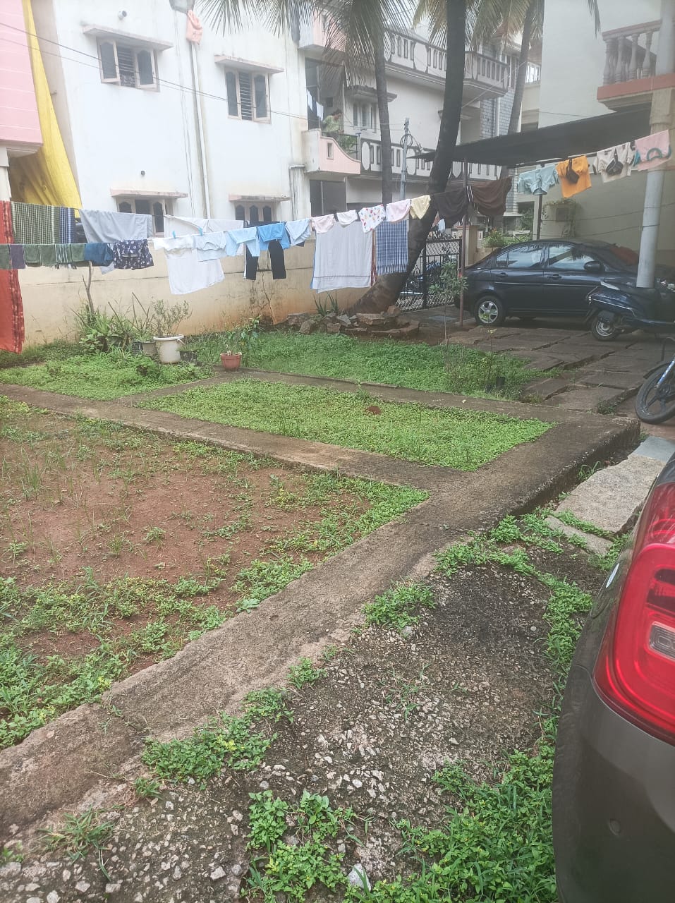 Dasarahalli Bagalagunte | 60x40 Corner Plot with Building | 2,400 Sq. Ft. 2