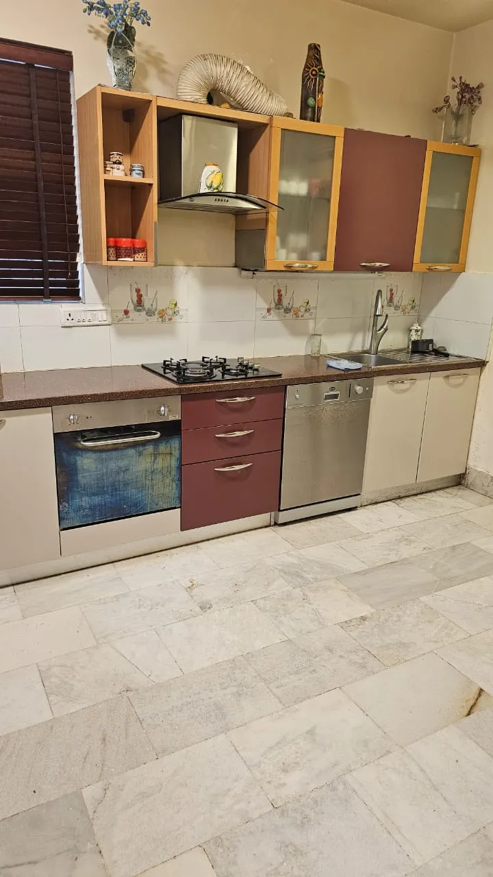 Rathna Avenue, Richmond Road | 4 BHK + Servant Room | 3200 Sq. Ft.