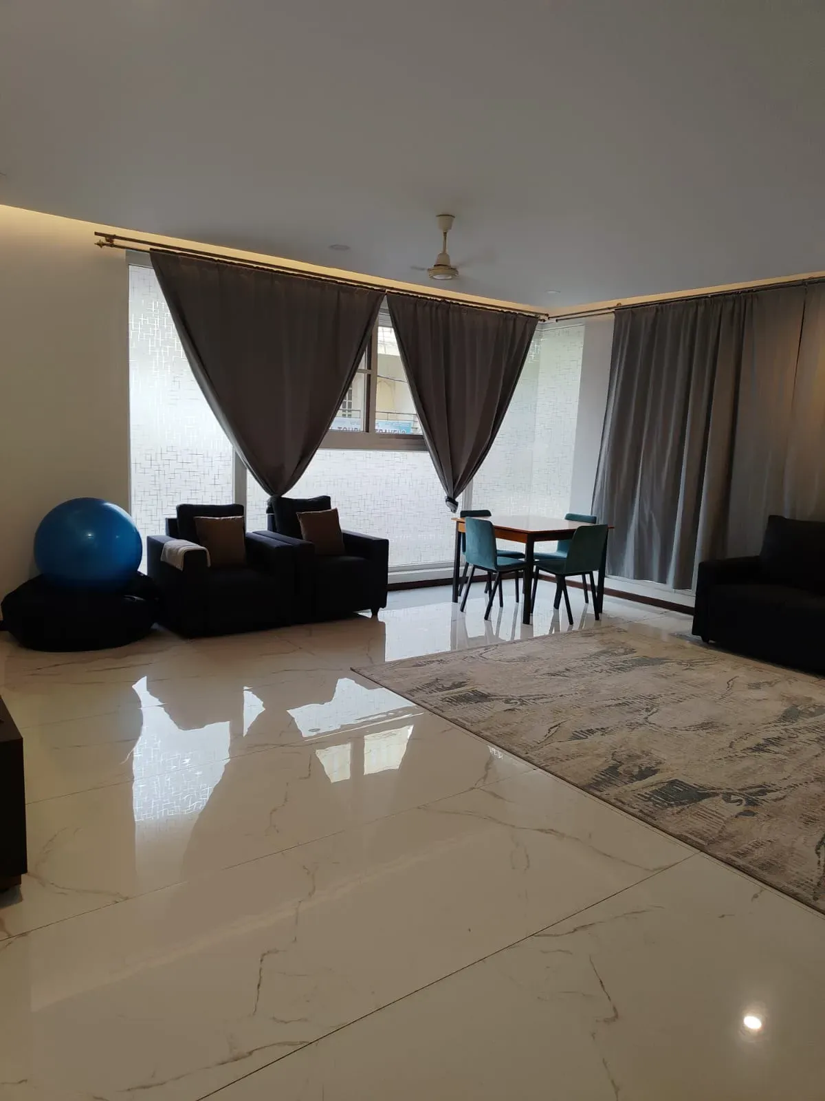 Cook Town | Luxury 3 BHK Garden Residence | 2400 Sq. Ft. 4