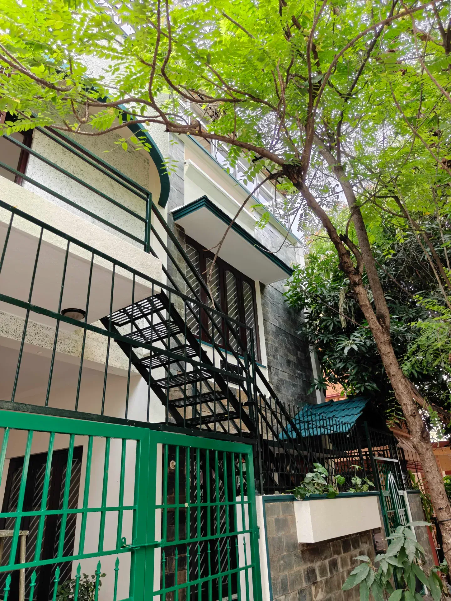 Jeevan Bhima Nagar | 4 BHK Independent House | 80 Feet Road Connectivity