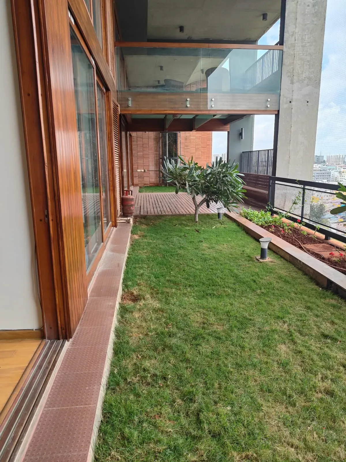 Whitefield | Windmills of the Mind 4 BHK Sky Duplex | 6,000 Sq. Ft. For RENT 1
