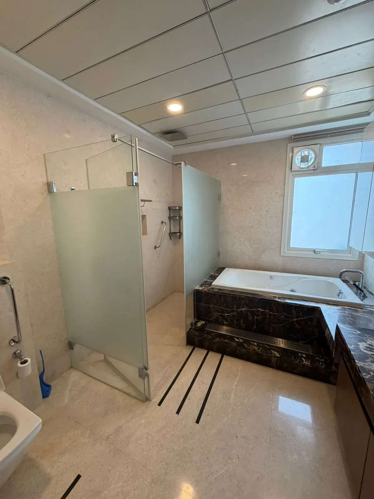 Whitefield | 4 BHK Apartment with Spa | 6,652 Sq. Ft. @ ₹12.50 Crores 2