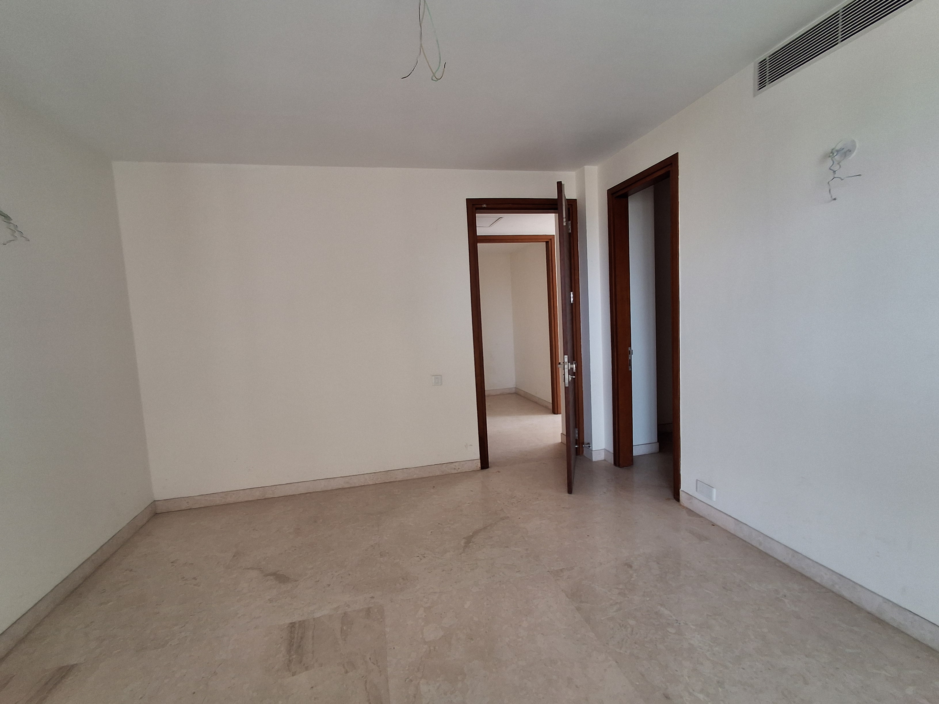 LUXURY 4BHK DUPLEX FLAT FOR SALE- RMZ Latitude, Hebbal  - Image 6