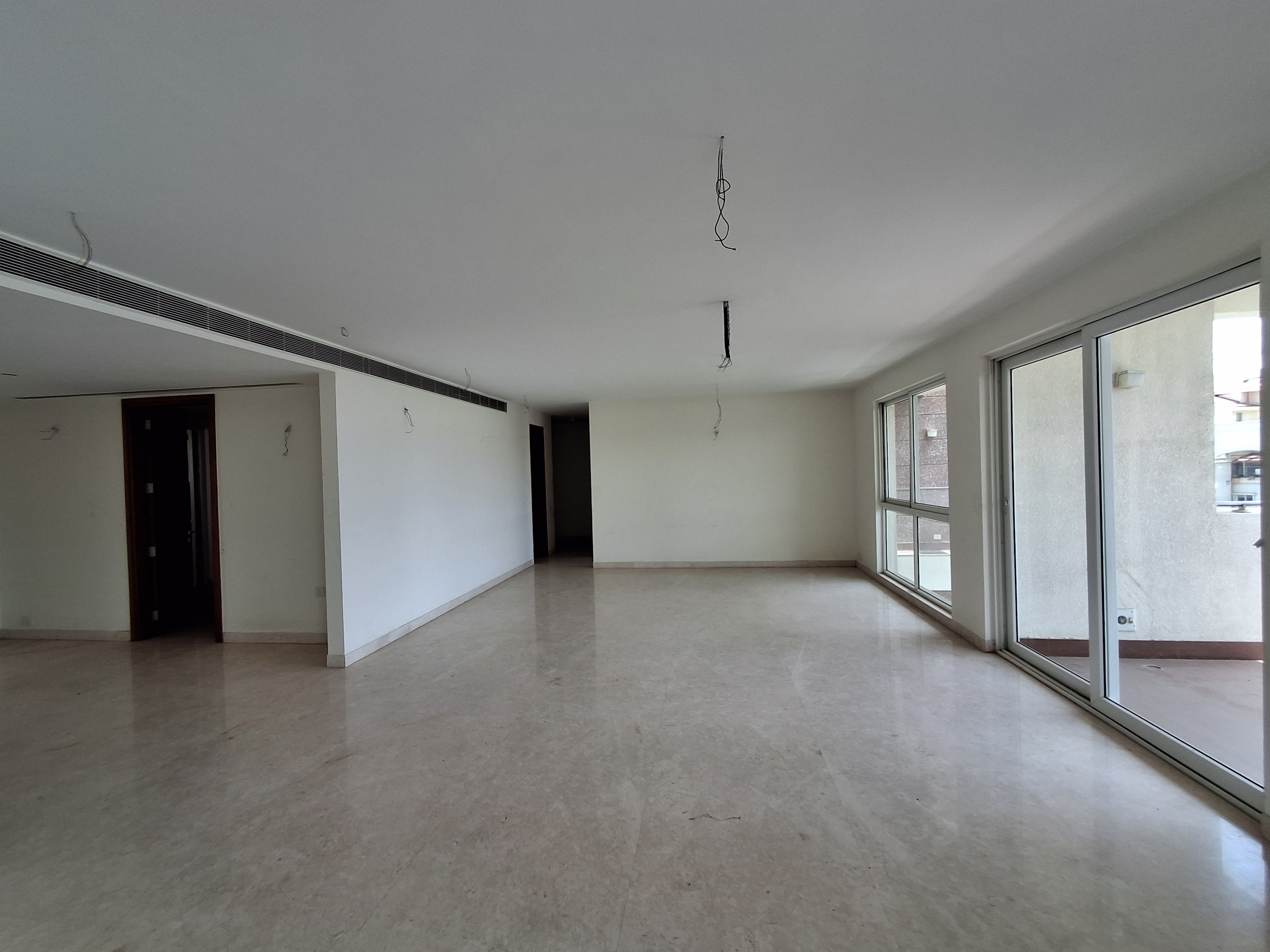 LUXURY 4BHK DUPLEX FLAT FOR SALE- RMZ Latitude, Hebbal  - Image 7