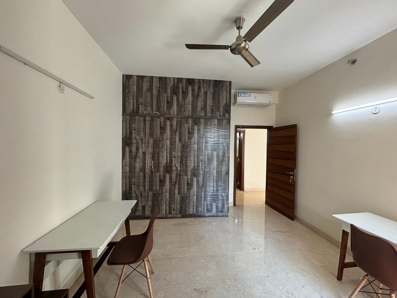 Hebbal - LUXURY 4BHK FLAT FOR RENT- RMZ Latitude  - Image 4