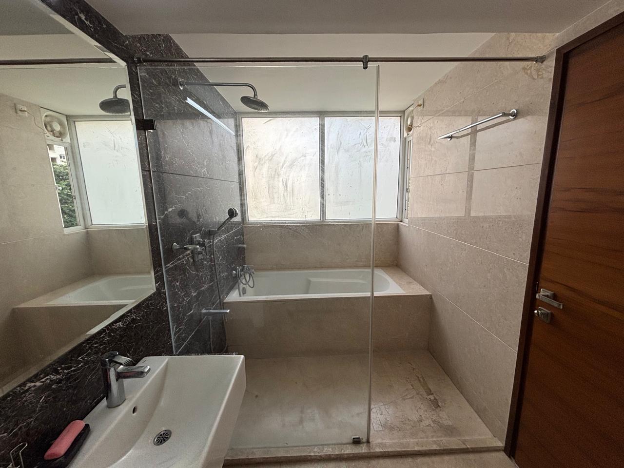 Hebbal - LUXURY 4BHK FLAT FOR RENT- RMZ Latitude  - Image 7