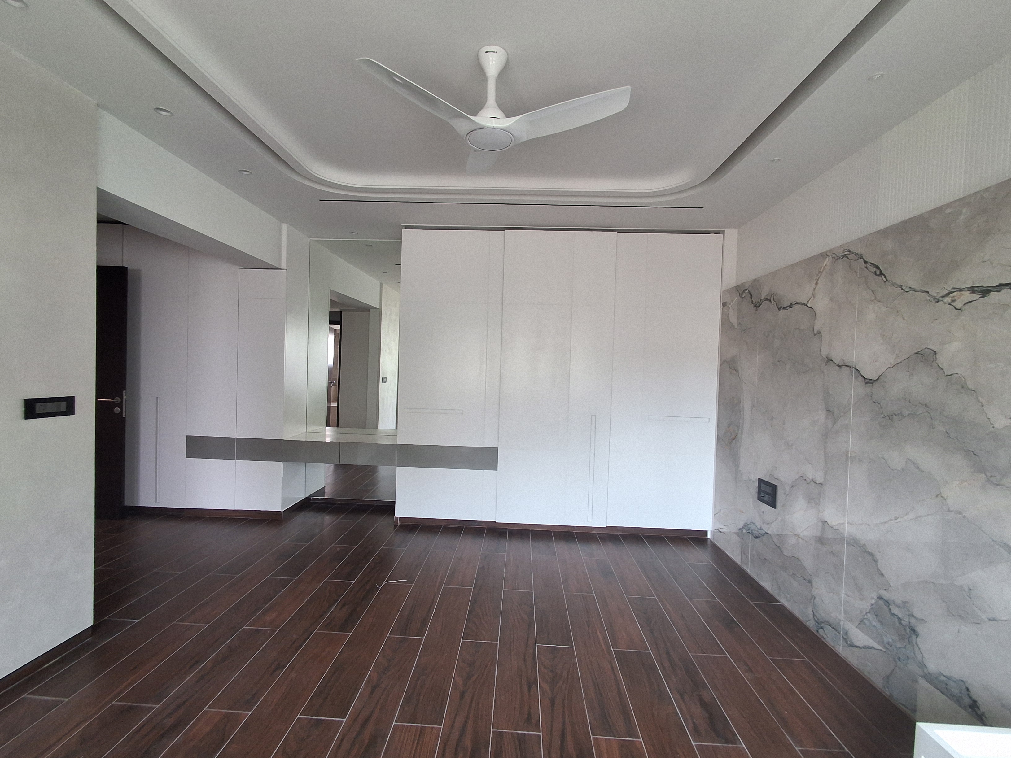 LUXURY 4BHK FLAT FOR RENT  - Image 6