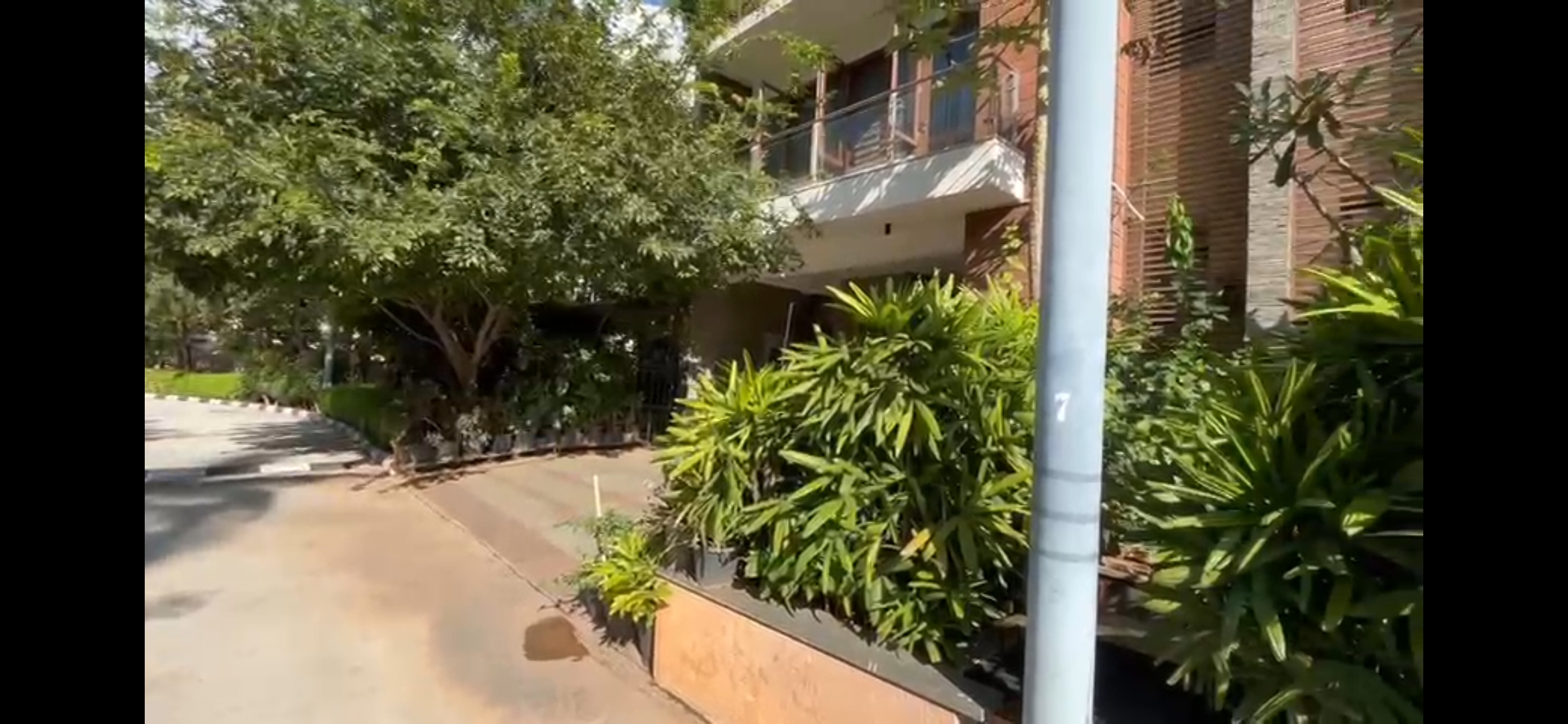 LUXURY 4BHK ROW Villa for Sale- Marathahalli Ring Road. Prestige Tech Vista  - Image 11
