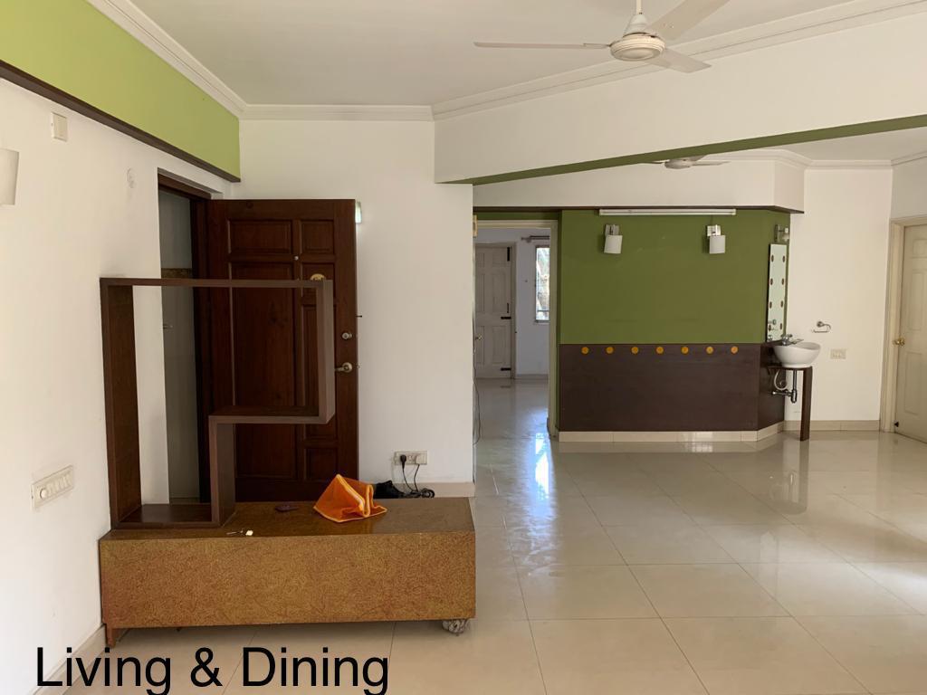 Semi Furnished Spacious 3 BHK Rental Property in Ulsoor | 3 Baths - Image 5