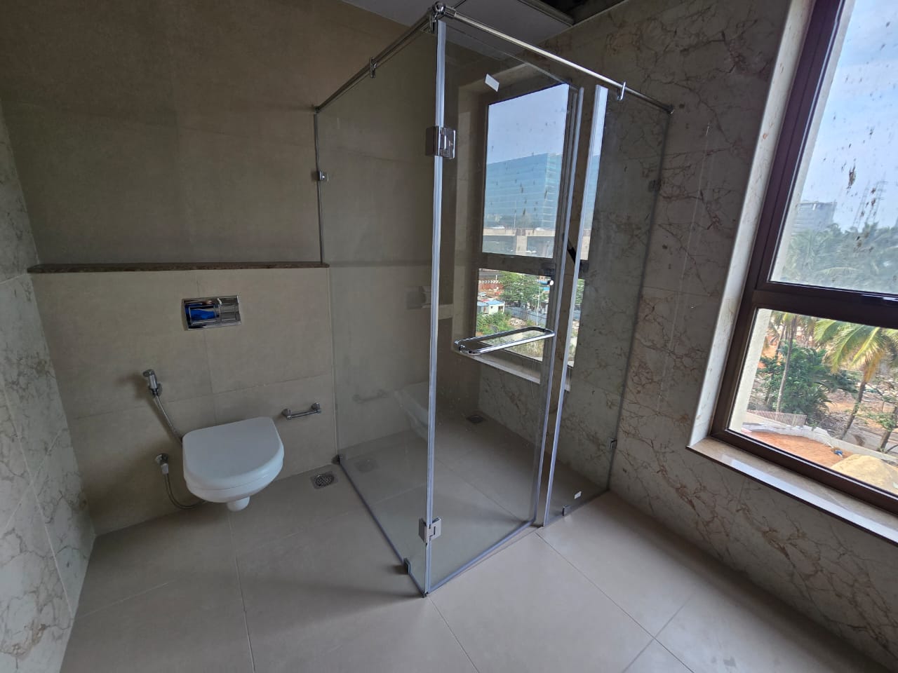 Century Ethos 3Br Luxury Flat - Image 5