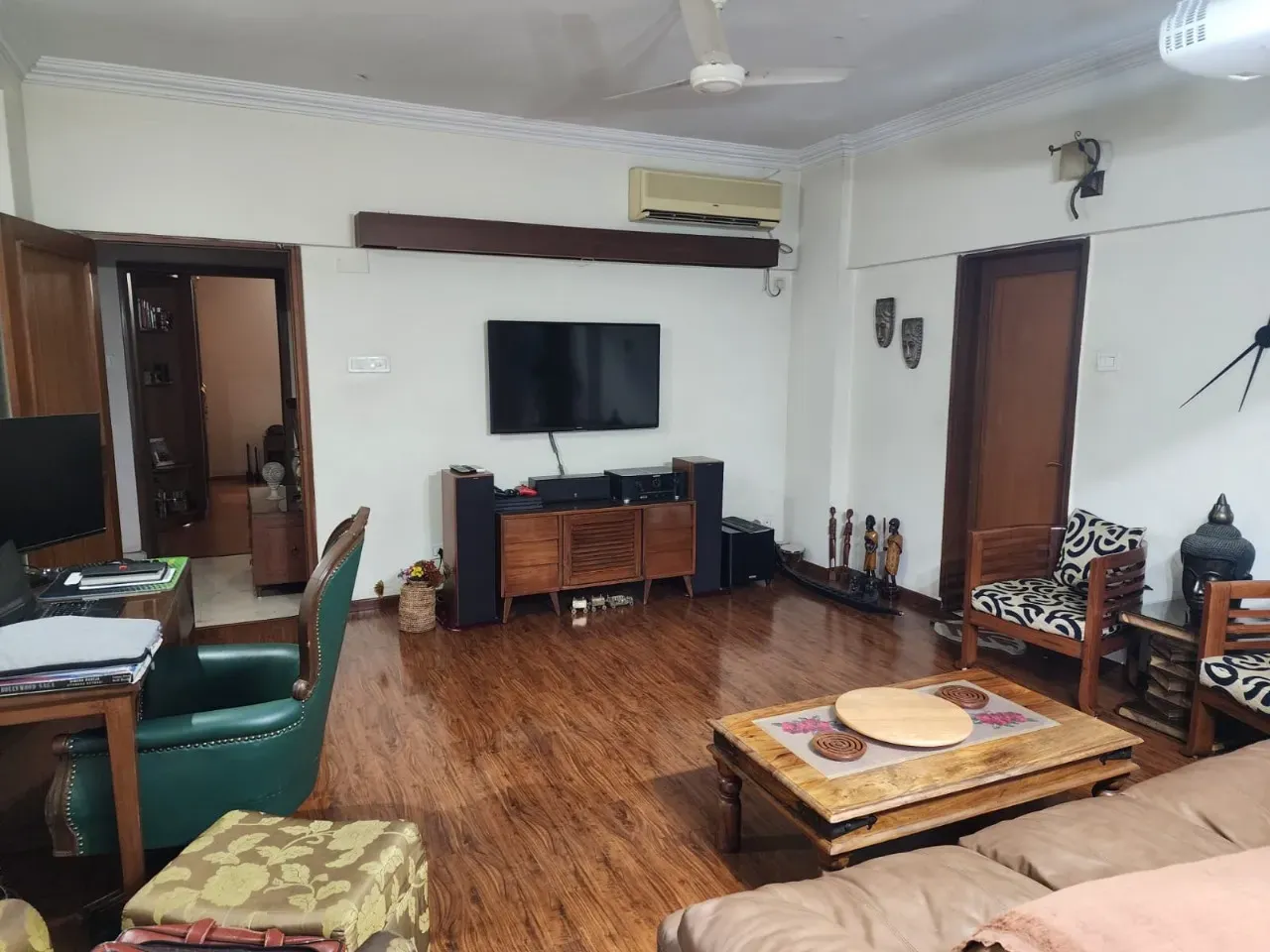 Ulsoor | Premium 4 BHK Lake-View Residence | 2,500 Sq. Ft. 5