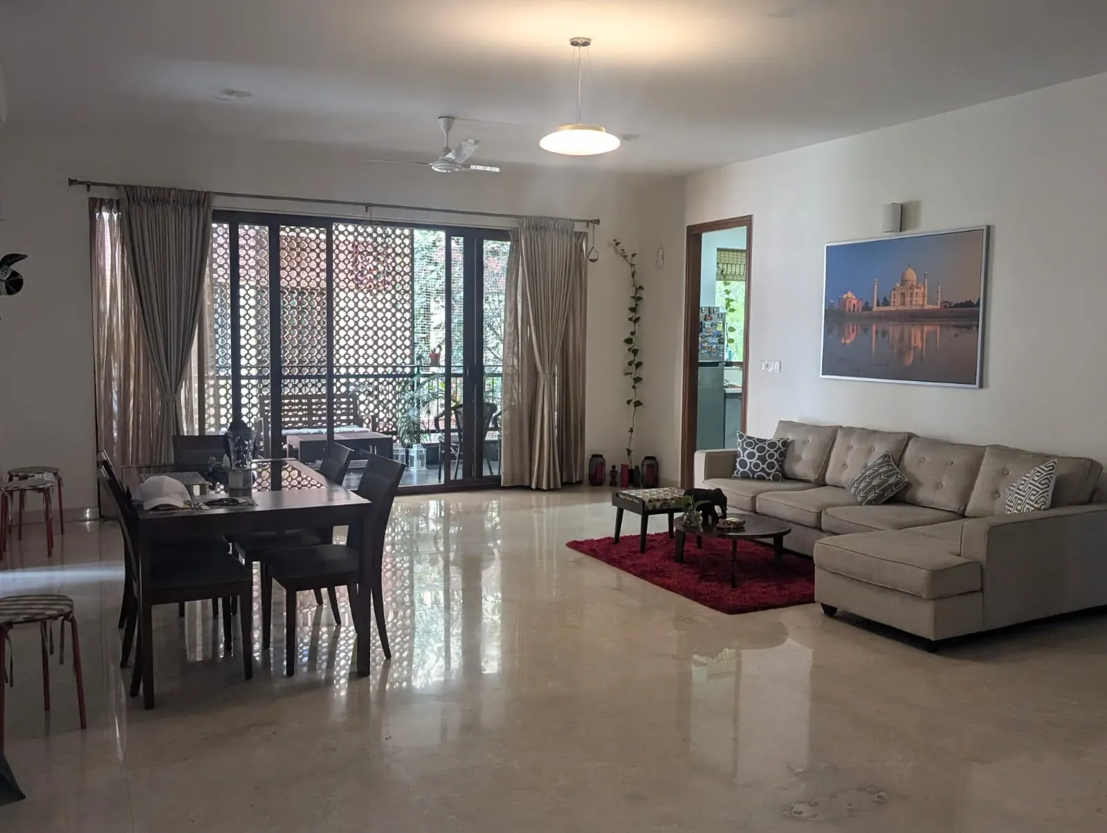 Vittal Mallya Road | Ultra-Luxury Living | 3150 Sq. Ft. 2