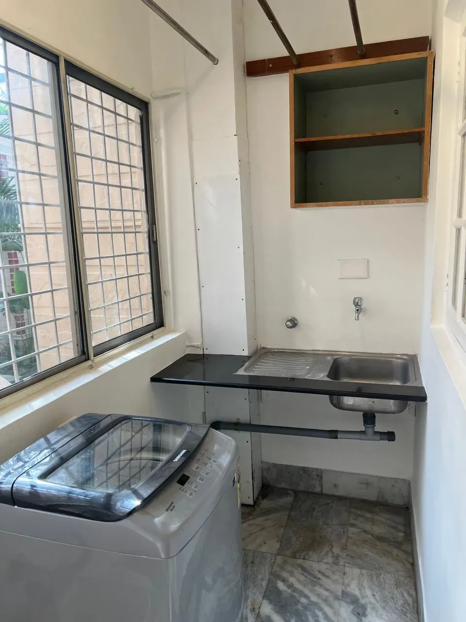 Cunningham Road | Architect-Designed Luxury Residence | 2660 Sq. Ft. 3