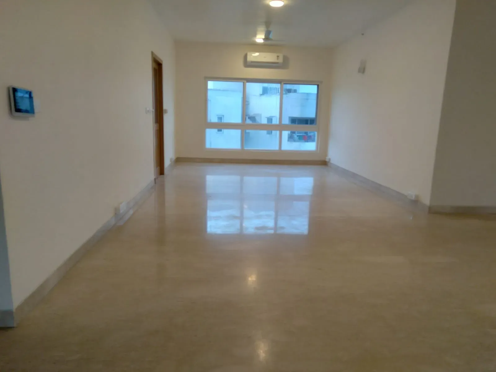 Embassy Oasis | 4 BHK + Maid’s Room | Prime Central Bangalore 1